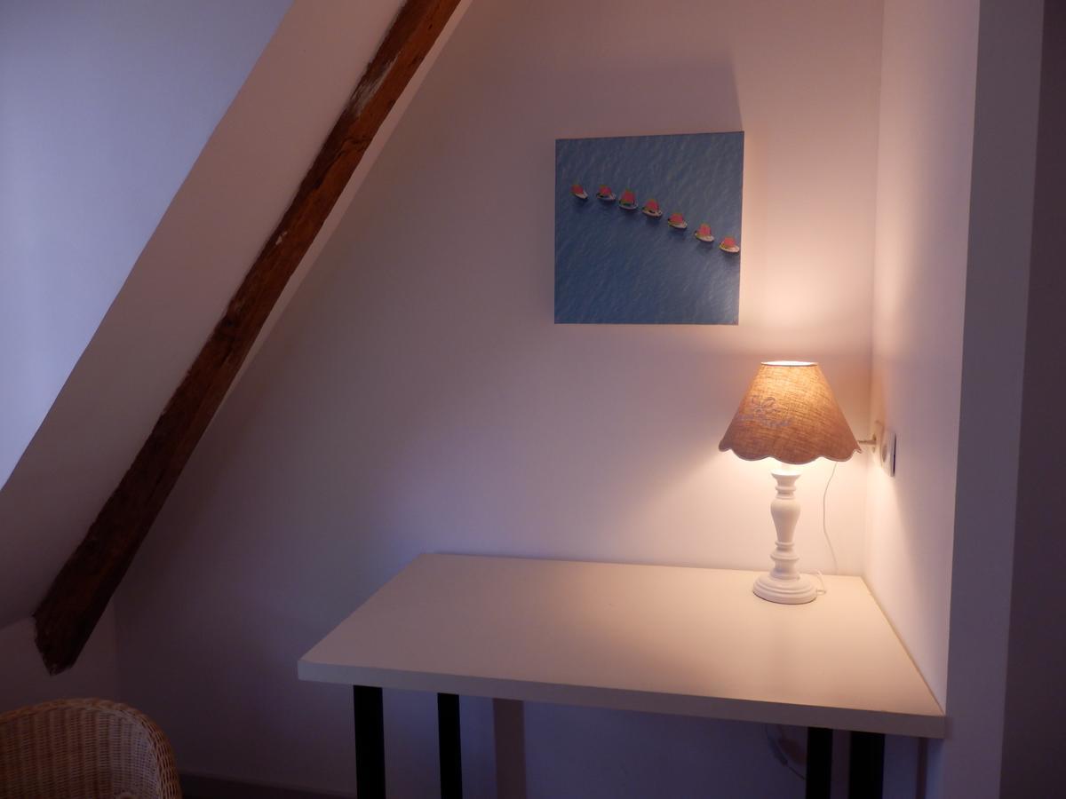Au Presbytere De Dagmar Erbrée Zimmer foto